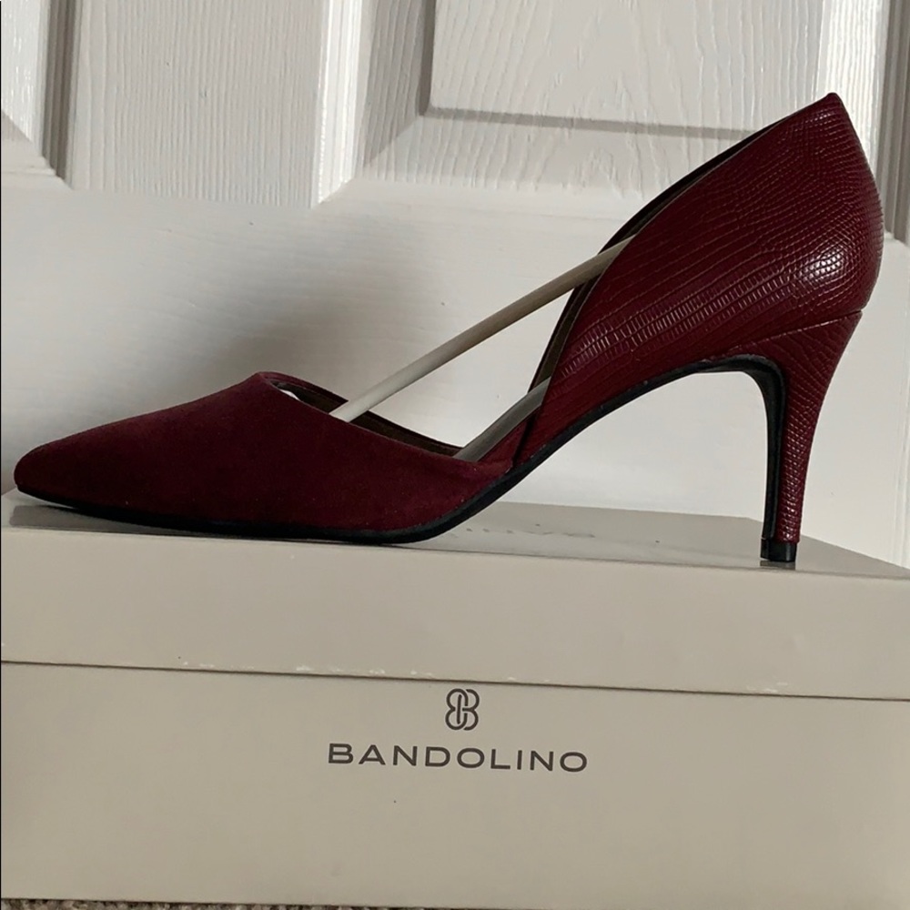 Bandolino burgundy heels